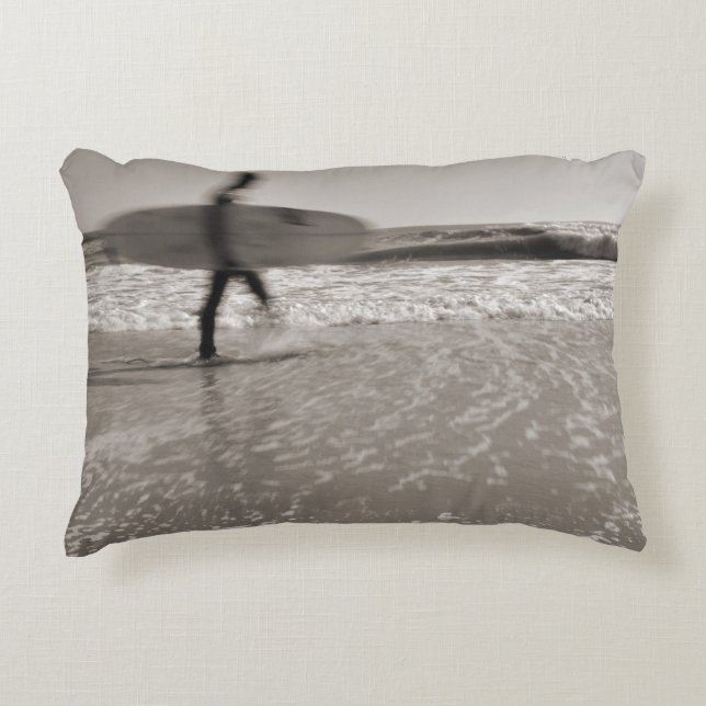 Coussins Décoratifs Surfer par Shirley Taylor (Devant)