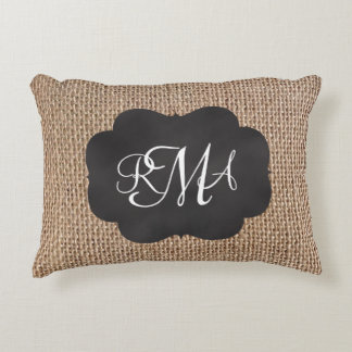 Coussins Décoratifs Tableau de bord Burlap Look Triple Script monogram