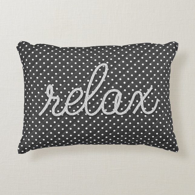 Coussins Décoratifs Texte Relax sur points de broderie (Devant)