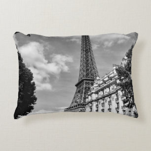 COUSSINS DÉCORATIFS TOUR EIFFEL À PARIS, FRANCE