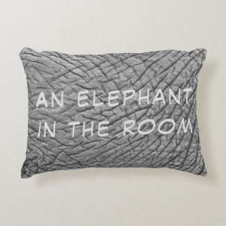 Coussins Décoratifs Un éléphant dans la photo en peau de chambre avec