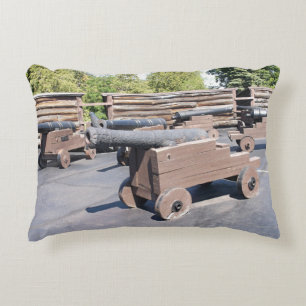 Coussins Décoratifs Une collection de canons