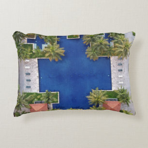 Coussins Décoratifs Vue aérienne de la piscine entourée de palmiers