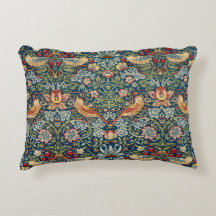 William Morris Art Jeter Pillow Strawberry Thief