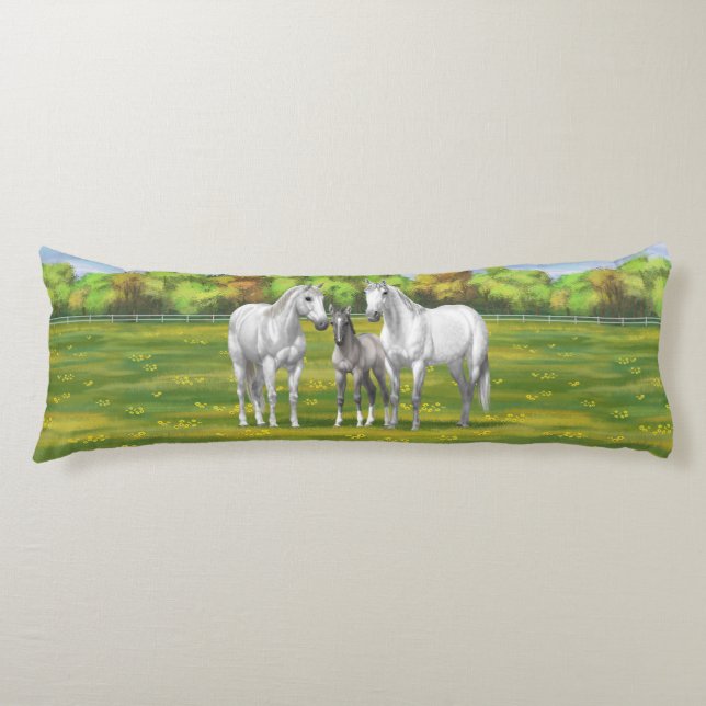 Coussins Longs Chevaux Gris De La Pomme Blanche En Été (Devant)
