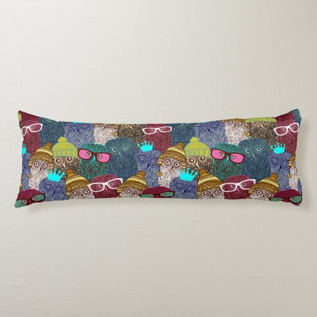 Coussins Longs Chouette dans la couronne (Devant)