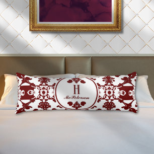 Coussins Longs Damassé vintage burgundy blanc monogramme