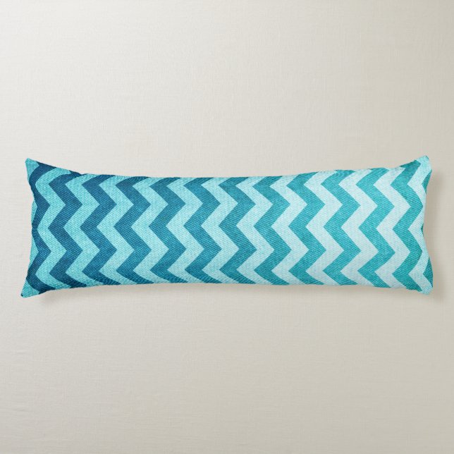 Coussins Longs Denim Chevron par Shirley Taylor (Devant)