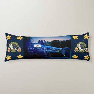 Coussins Longs Dependable Drive In 75th Anniversary Body Pillow