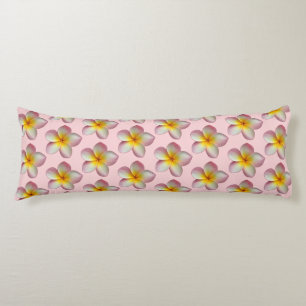 Coussins Longs Fleurs de frangipanier Plumeria pastel sur fond ro