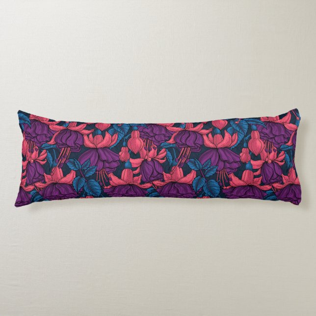 Coussins Longs Fuchsia en bleu et violet (Devant)