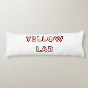 Coussins Longs labrador jaune Drapeau-canadien de nom