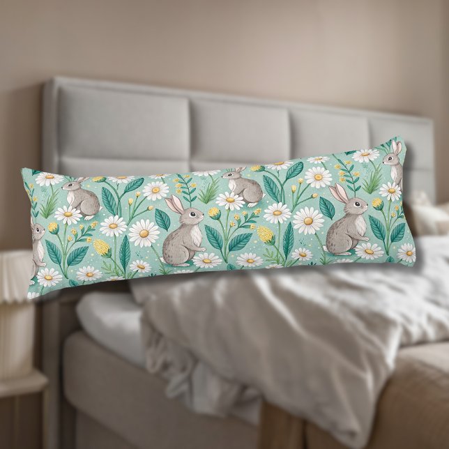 Coussins Longs Lapins mignons assis parmi des pâquerettes blanche (Créateur téléchargé)