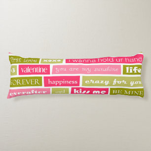 Coussins Longs Lettres d'amour rose et vert