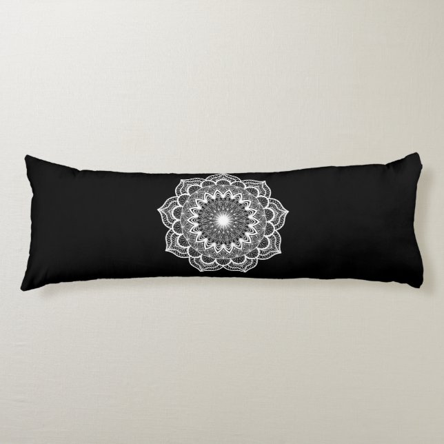 Coussins Longs Mandala blanc sur fond noir (Devant)