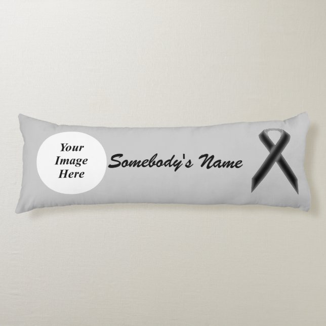 Coussins Longs Modèle de carbone Black Standard par Kenneth Yonci (Devant)