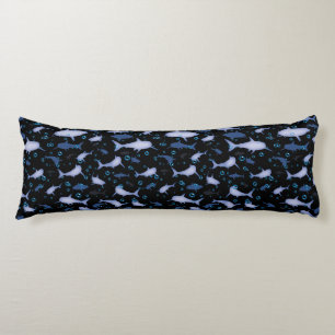 Coussins Longs Motif en silhouette de requin noir et bleu
