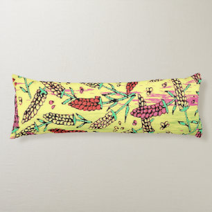 Coussins Longs motif jaune, rose et rouge