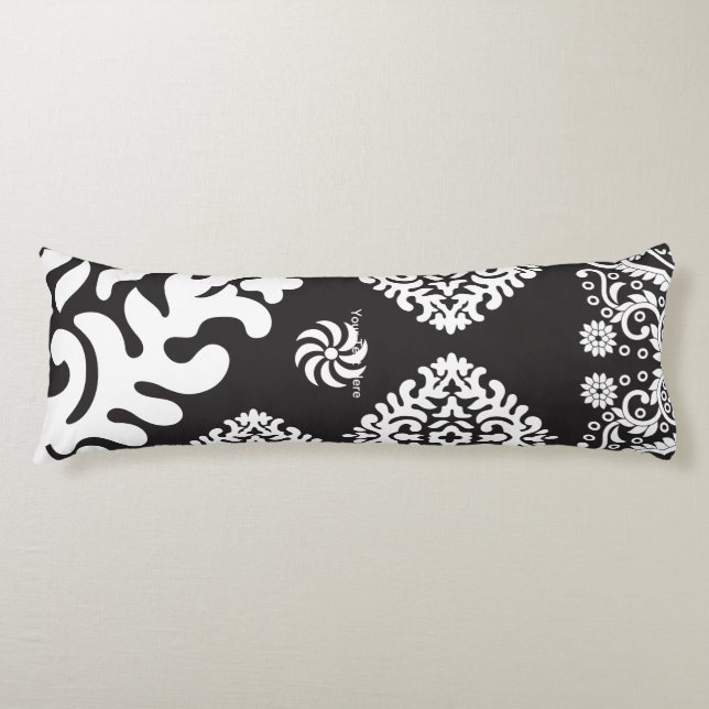 Coussins Longs Motif noir et blanc complexe avec fleurs (Devant)