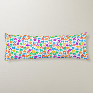 Coussins Longs Motifs de monstres pixelisés colorés mignons