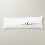 Coussins Longs Noir Blanc moderne Script Girl Monogramme Nom<br><div class="desc">Noir et blanc Simple Script Monogramme Nom Oreiller Corps. La coussin fait le cadeau parfait pour 16 ans,  mariage,  douche nuptiale,  baby shower ou bachelorette pour quelqu'un décorant sa chambre en or rose.</div>