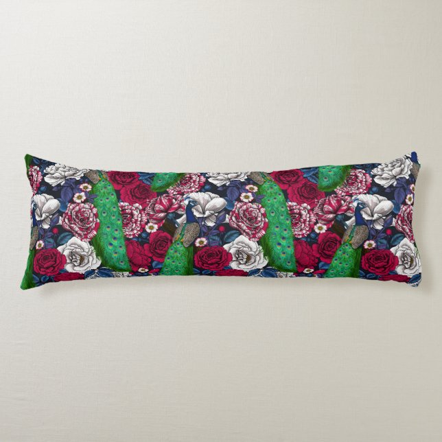 Coussins Longs Paons dans le jardin de roses (Devant)