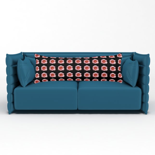 Coussins Longs Pink Daylily Floral Pattern sur Noir (In Situ)