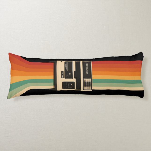 Coussins Longs Retro Camera with Rainbow Print (Devant)