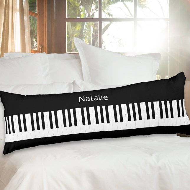 Coussins Longs Touches de piano noires et blanches | Musicien Per (A personalized body pillow with black and white piano keys design, ideal for music lovers)