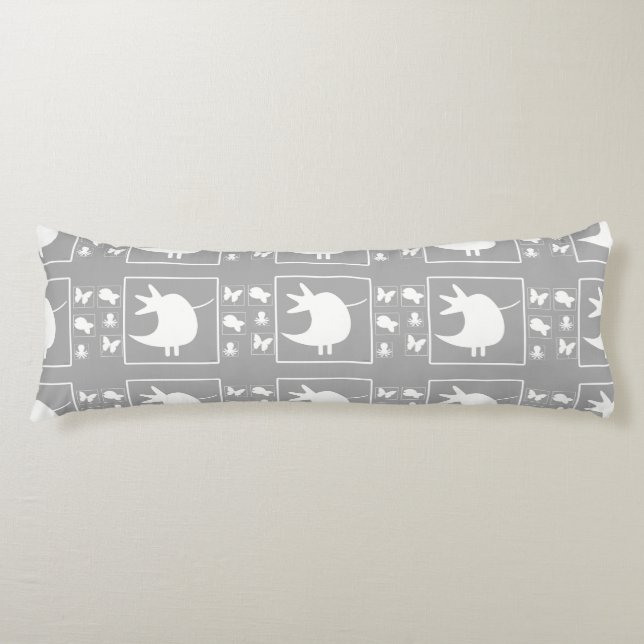 Coussins Longs Tweety Bird blanc sur literie grise pour bébé  (Devant)