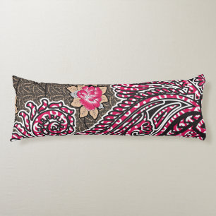 Coussins Longs un design d'un motif paisley rose et marron