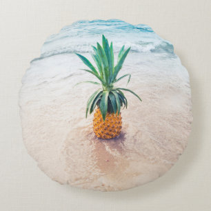 Coussins Ronds Ananas sur la plage le matin
