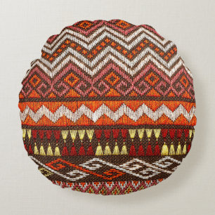 Coussins Ronds artisanat thaïlandais ancien, tapis péruvien.