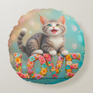 Coussins Ronds Chaton assis sur des lettres LOVE fleuries colorée