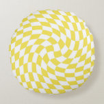Coussins Ronds Chèques blancs jaunes rétro déformés À damiers<br><div class="desc">Parfait coussin design dépoli à damiers aux couleurs pastel,  plein de grandes vibes. Motif moderne de vérificateurs déformés. Ce joli design rétro psychédélique vous emmène au pays des merveilles. Chèques déformés aux couleurs pastel. Chèques filaires et tourbillons,  à damiers motif pastel</div>