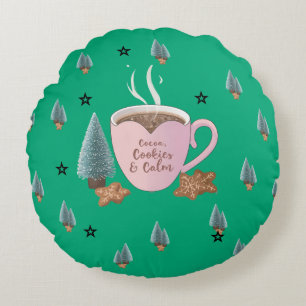 Coussins Ronds Cocoa, Cookies & Calme – T-Shirt Pastel de Noël Co