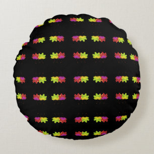 COUSSINS RONDS CONCEPTION DE FEUILLES EN DANSE SUR NOIR