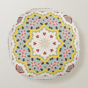 Coussins Ronds Décor coloré sur arrière - plan blanc,