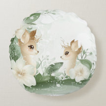 Des pains boisés enchantés dans un corbeau fleuri