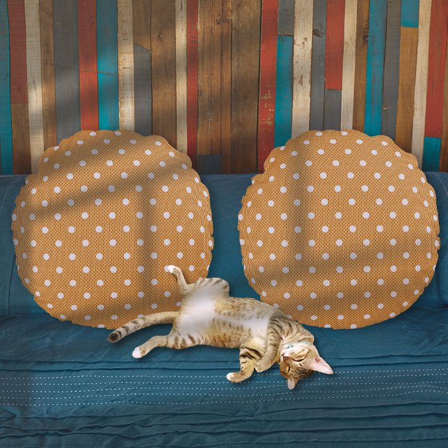 Coussins Ronds Dotty Delight Orange (Dotty Delight Orange Round Pillows on the sofa.)