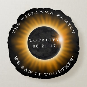 Coussins Ronds Éclipse solaire de totalité de famille