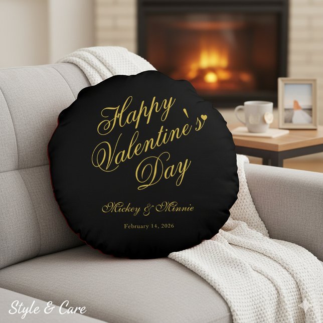 Coussins Ronds Elegant Minimalist Valentine’s Day Love (Elegant Minimalist Valentine’s Day Love Round Pillow)