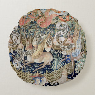 Coussins Ronds Les cerfs communs à ailes (tapisserie)