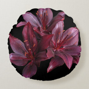 Coussins Ronds Lis asiatiques rouge foncé sur fond floral noir