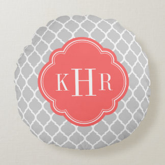 Coussins Ronds Monogramme de Quatrefoil marocain corail et gris