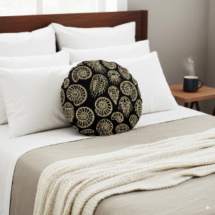 Coussins Ronds motif d'ammoniac à trilobite fossile vintage beige