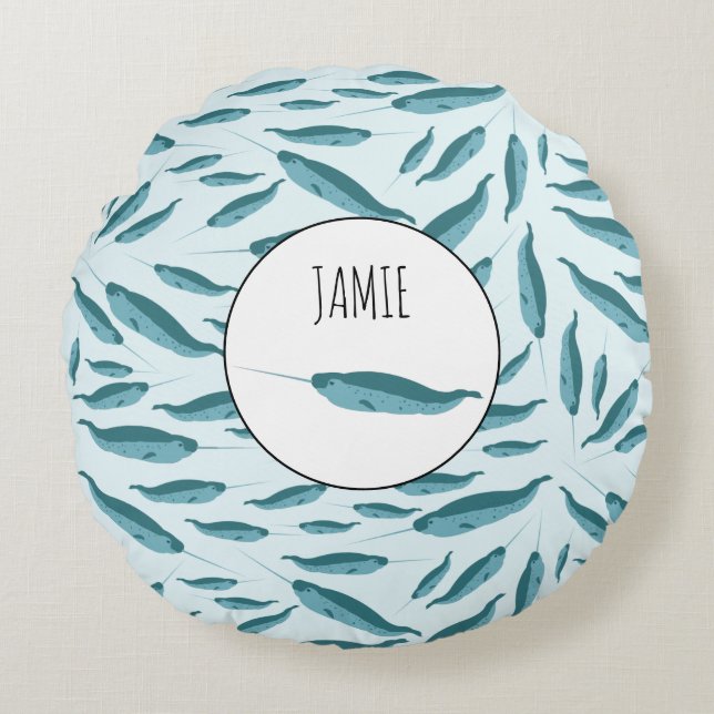 Coussins Ronds Narwhal dans le Motif de l'océan bleu (Devant)