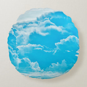 Coussins Ronds nuages blancs et ciel bleu vif arrière - plan, pan