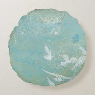 Coussins Ronds Oiseaux blancs à travers le ciel bleu