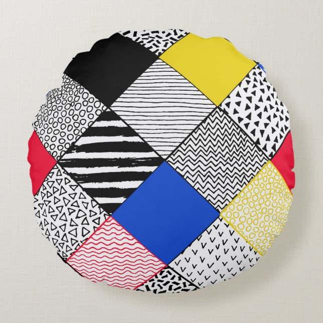 Coussins Ronds Patchwork arrière - plan : oiseaux, pois. (Devant)